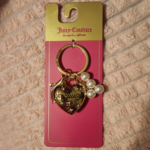 Juicy Couture Gold Heart With Diamond and Pearl Accents Keychain Bag Charm NWT - Picture 4 of 5